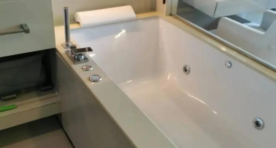 À louer 1 chambre condo à Sathon, Bangkok