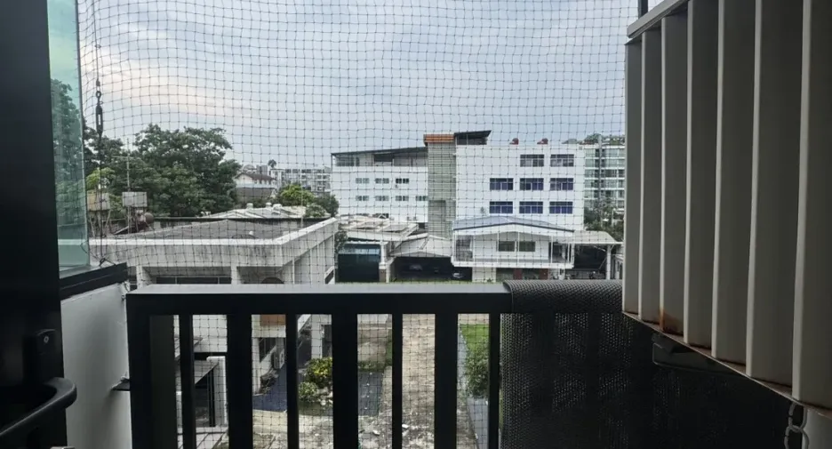 For sale 1 bed condo in Phra Khanong, Bangkok