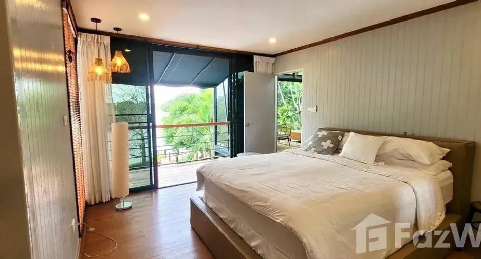 For sale 5 bedrooms villa in Pran Buri, Prachuap Khiri Khan