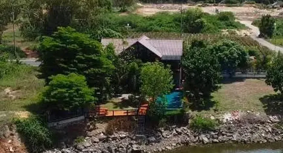 For sale 5 bedrooms villa in Pran Buri, Prachuap Khiri Khan
