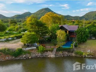 For sale 5 bedrooms villa in Pran Buri, Prachuap Khiri Khan