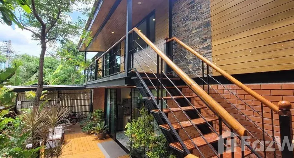 For sale 5 bedrooms villa in Pran Buri, Prachuap Khiri Khan