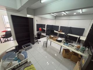 Аренда офис в Кхлонг Тоеи, Бангкок