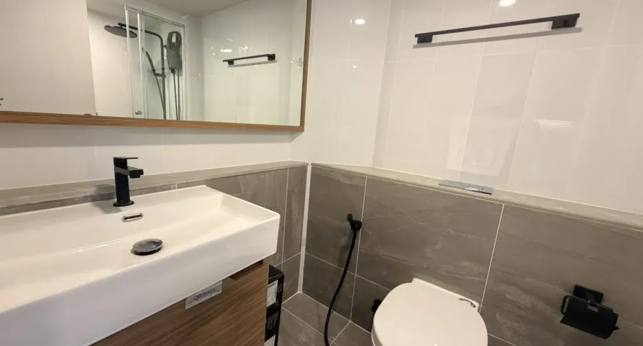 Condo en alquiler de 1 habitaciones en Khlong Toei, Bangkok