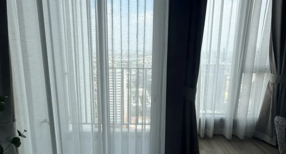Condo en alquiler de 1 habitaciones en Khlong Toei, Bangkok