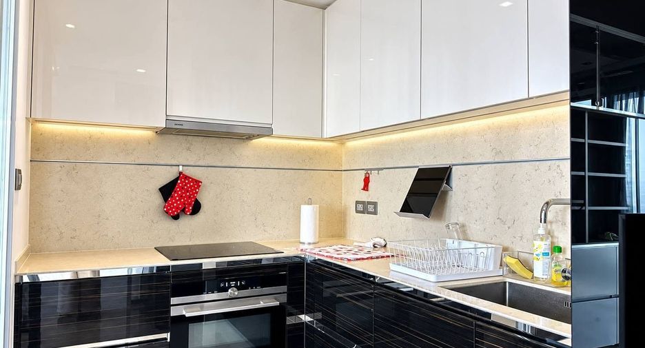 Wohnung zur Miete mit 2 Zimmer in Sathon, Bangkok