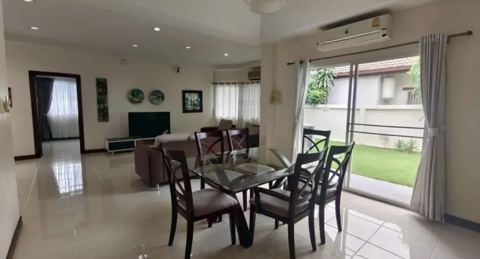 For rent 2 bedrooms villa in Bang Lamung, Chonburi