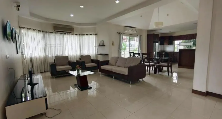 For rent 2 bedrooms villa in Bang Lamung, Chonburi