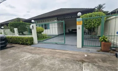 For rent 2 bedrooms villa in Bang Lamung, Chonburi