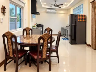 For rent 2 bedrooms house in Bang Lamung, Chonburi