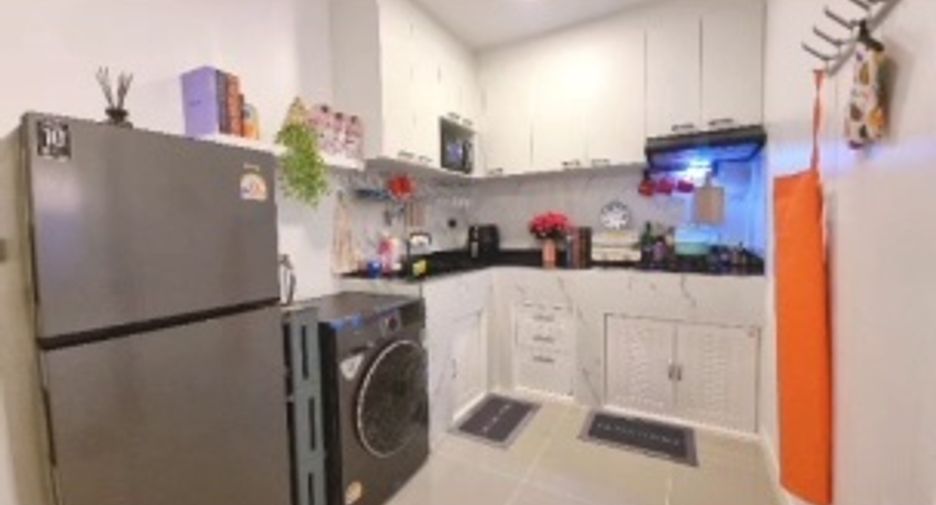 For sale 3 bedrooms townhouse in Bang Lamung, Chonburi