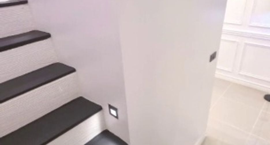 For sale 3 bedrooms townhouse in Bang Lamung, Chonburi
