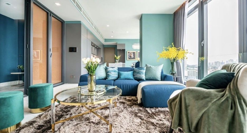 For rent 2 bedrooms condo in Watthana, Bangkok