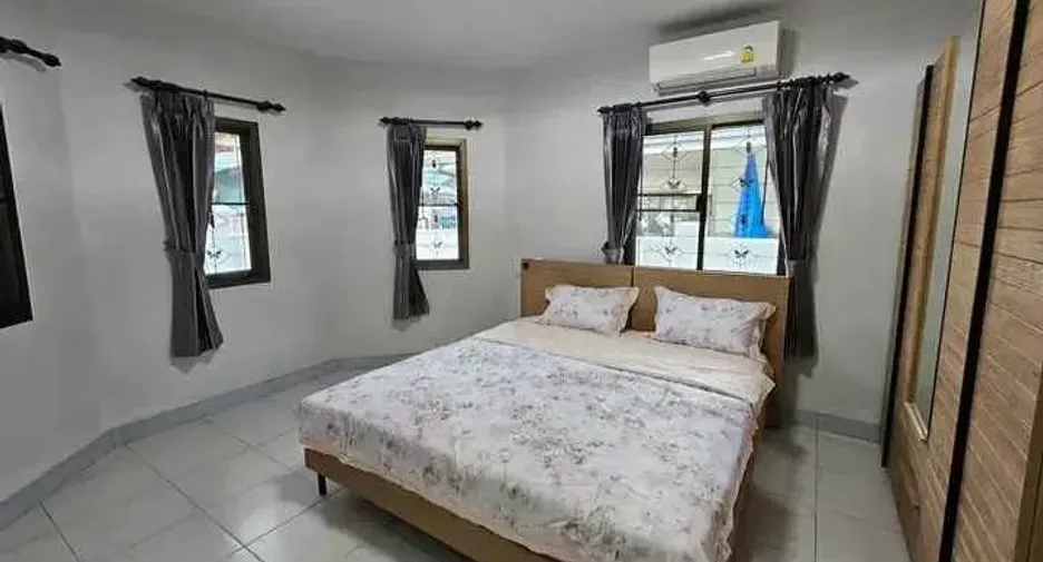 For rent 3 bedrooms house in Bang Lamung, Chonburi