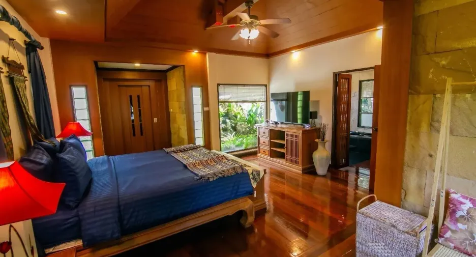 À louer et à vendre 3 chambres maison à Bang Lamung, Chonburi