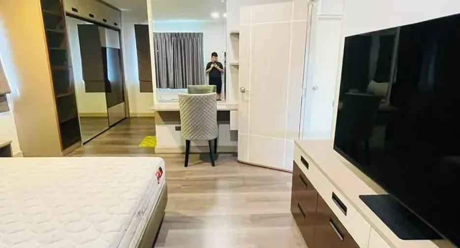 Casa en alquiler de 4 habitaciones en Si Racha, Chonburi