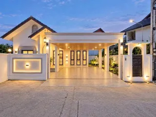 For sale 3 bedrooms house in Bang Lamung, Chonburi