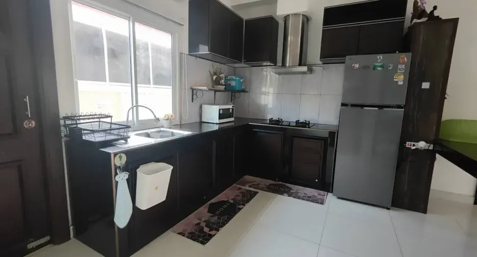 Casa en alquiler de 3 habitaciones en Huay Yai, Pattaya