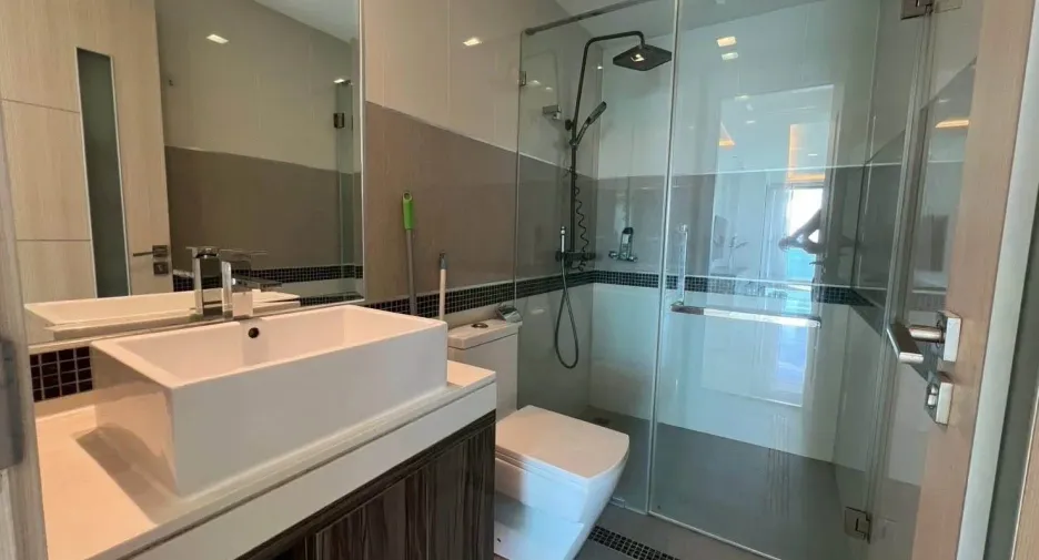For rent 2 bedrooms condo in Bang Lamung, Chonburi