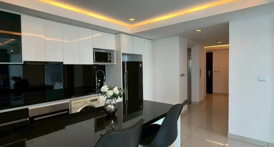 For rent 2 bedrooms condo in Bang Lamung, Chonburi