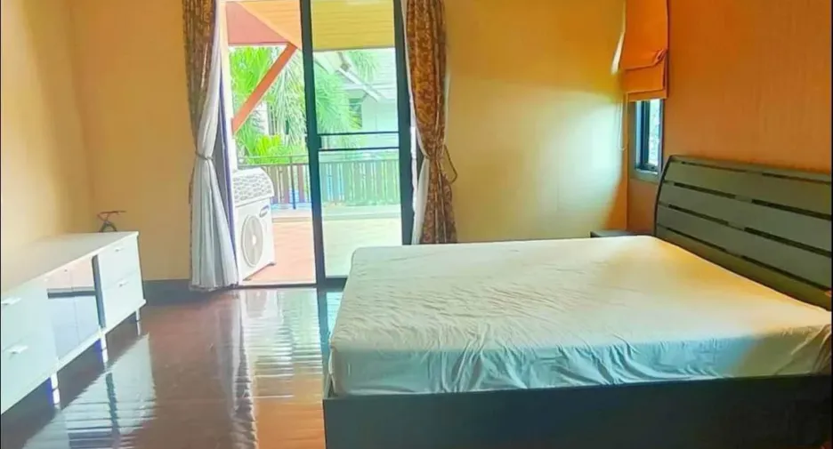 出租 3 卧室 独立屋 在 Bang Lamung, Chon Buri