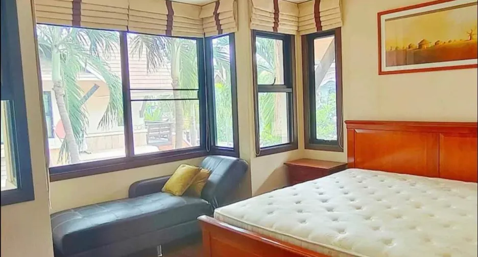 出租 3 卧室 独立屋 在 Bang Lamung, Chon Buri