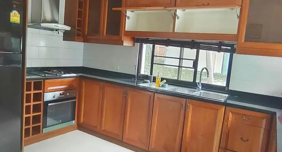 出租 3 卧室 独立屋 在 Bang Lamung, Chon Buri