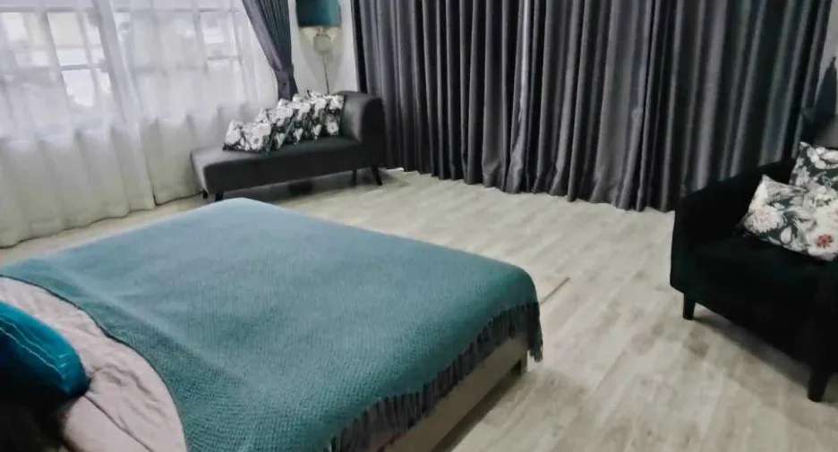 Casa en alquiler de 3 habitaciones en Bang Lamung, Chonburi