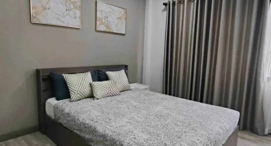 Casa en alquiler de 3 habitaciones en Bang Lamung, Chonburi