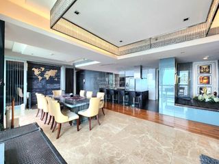 À louer 3 chambres condo à Yan Nawa, Bangkok