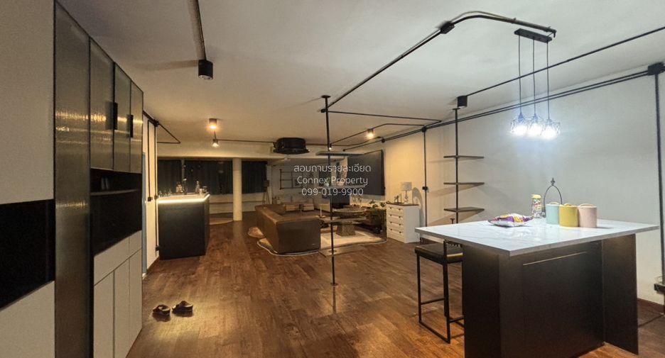 For rent 2 bedrooms condo in Bang Na, Bangkok