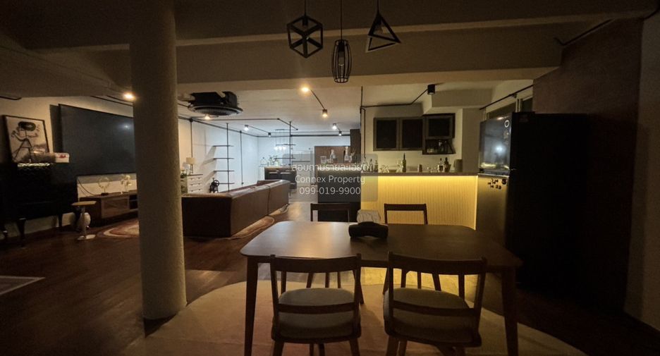 For rent 2 bedrooms condo in Bang Na, Bangkok
