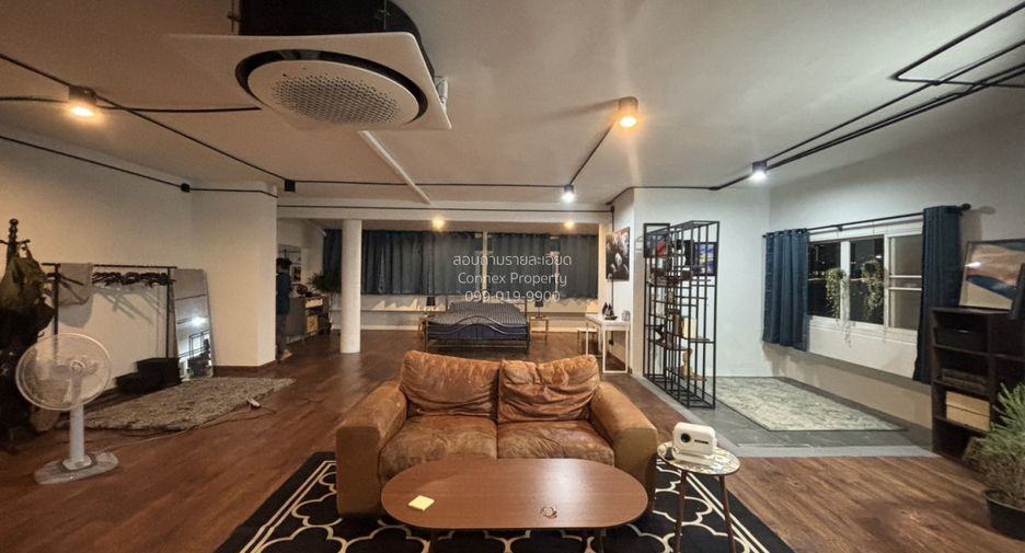 For rent 2 bedrooms condo in Bang Na, Bangkok