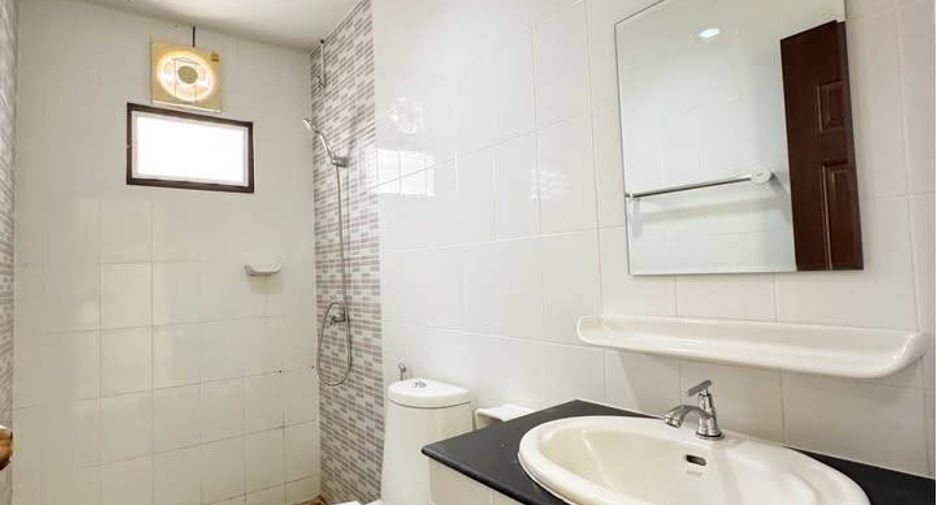 À vendre 3 chambres maison à Bang Lamung, Chonburi