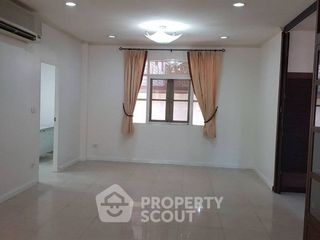 出租 和 出售 3 卧室 独立屋 在 Prawet, 曼谷