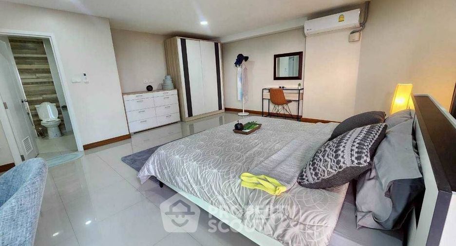 For rent 2 bedrooms condo in Na Jomtien, Pattaya