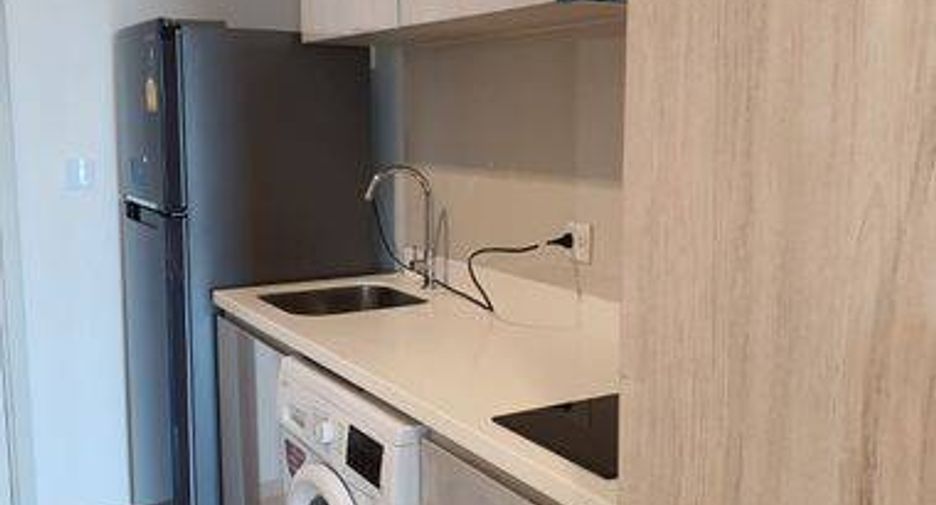 Wohnung zur Miete mit 1 Zimmer in Pathum Wan, Bangkok