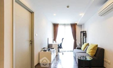 Condo en alquiler de 1 habitaciones en Phra Khanong, Bangkok