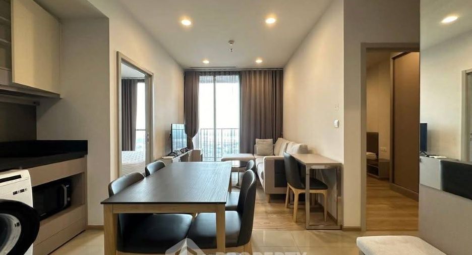 For rent 2 bedrooms condo in Khlong Toei, Bangkok