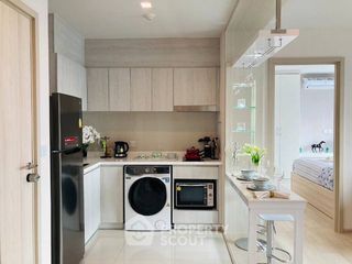 Wohnung zur Miete mit 2 Zimmer in Pathum Wan, Bangkok