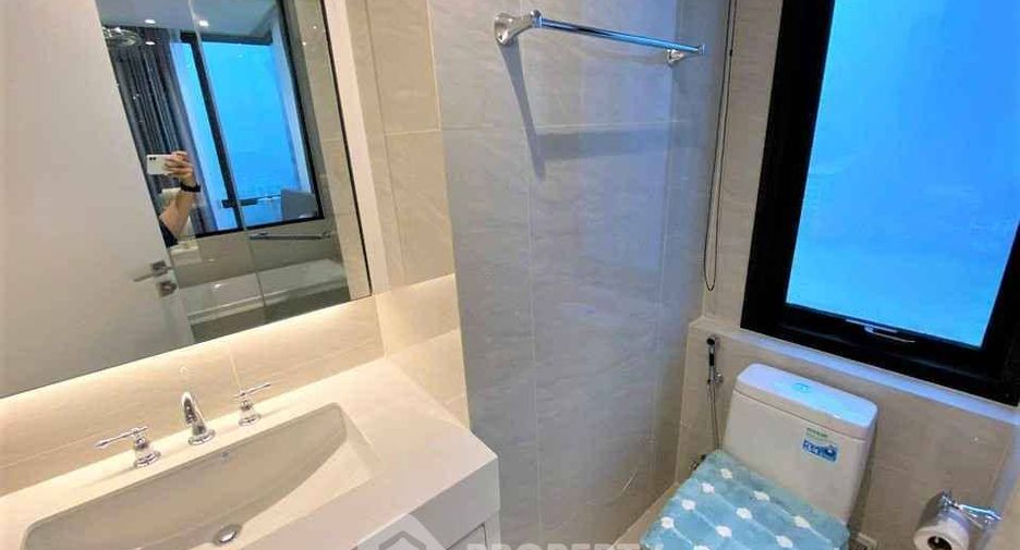 Wohnung zur Miete mit 2 Zimmer in Pathum Wan, Bangkok