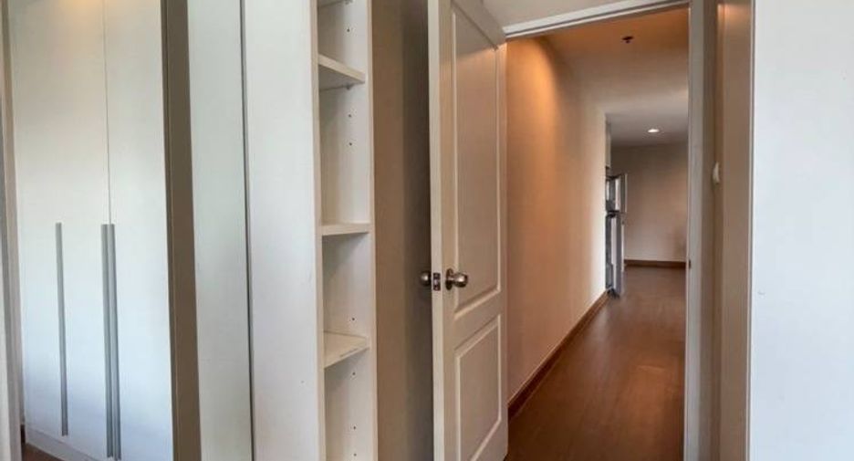 Condo en alquiler de 1 habitaciones en Huai Khwang, Bangkok