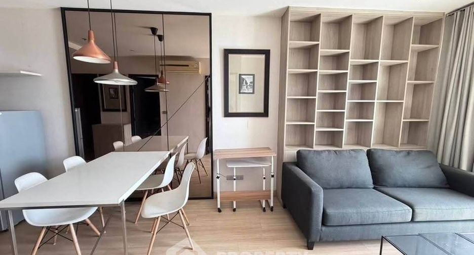 For rent 2 bedrooms condo in Khlong Toei, Bangkok