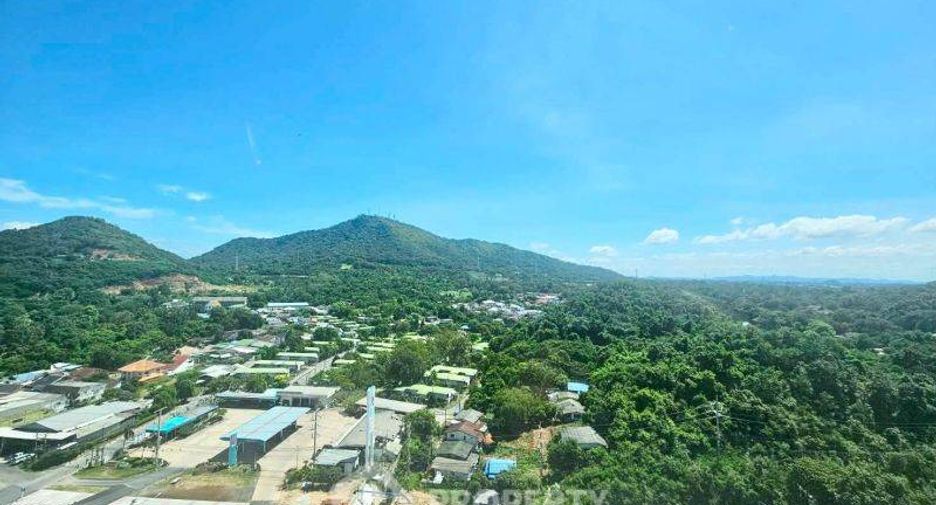 Condo en alquiler de 2 habitaciones en Si Racha, Chonburi