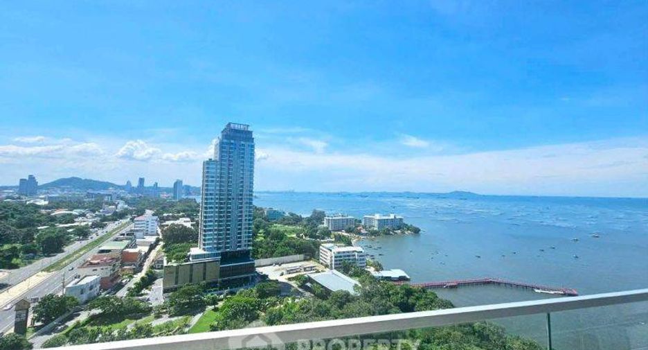 Condo en alquiler de 2 habitaciones en Si Racha, Chonburi