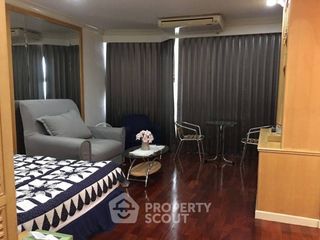 Wohnung zur Miete mit 1 Zimmer in Pathum Wan, Bangkok