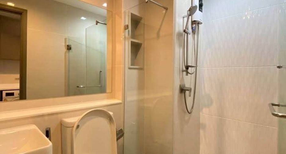 For rent 1 Beds condo in Huai Khwang, Bangkok