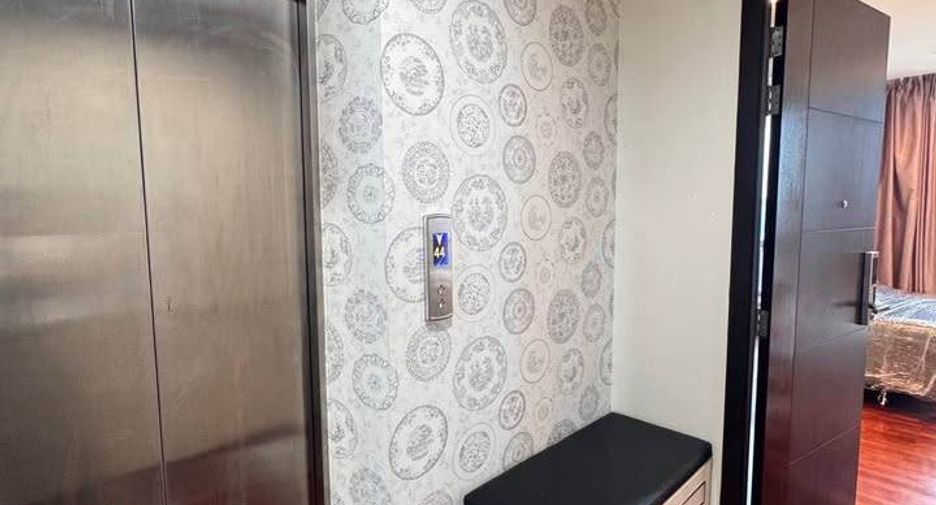 À louer 1 chambre condo à Pathum Wan, Bangkok