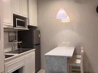 Wohnung zur Miete mit 1 Zimmer in Pathum Wan, Bangkok
