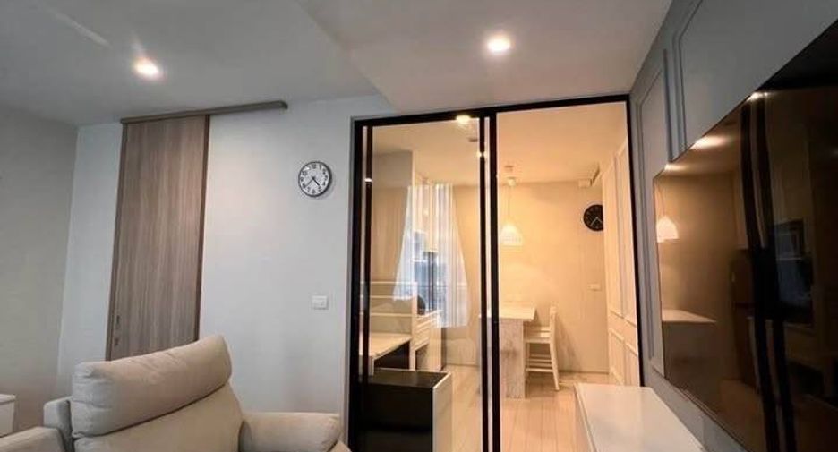 Wohnung zur Miete mit 1 Zimmer in Pathum Wan, Bangkok